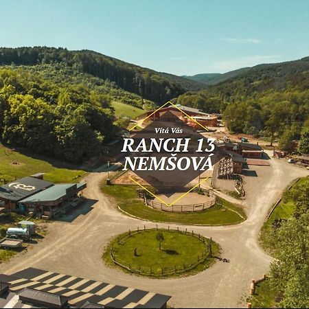 Ranch 13 - Western A Kone Nemšová Екстериор снимка